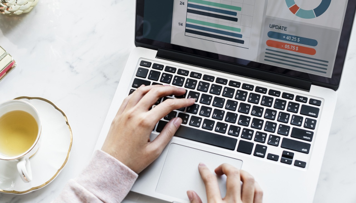 开挂器推荐“边锋跑得快可以开挂吗”其实确实有挂